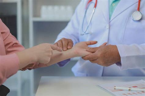 Managing Carpal Tunnel Syndrome Care And Treatment Options