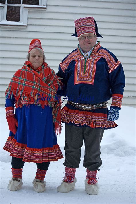 Traditional Sami glothing. The people of Lapland, Sami Independence Day ...