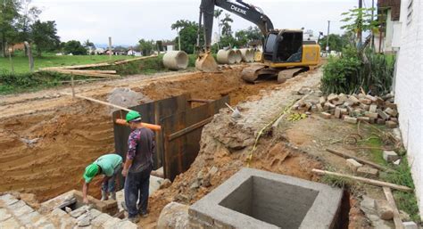 Saiba como está o andamento da obra de drenagem na rua Orides Schwartz