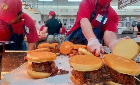 Buc Ee S Hot Food Menu With Prices For