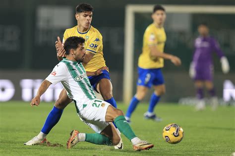 Rio Ave E Estoril Praia Empatam Na Miss O De Fugir Ao Perigo