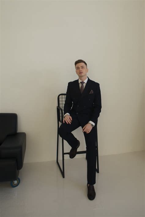 Мужской костюм-двойка черного цвета в Нижнем Новгороде модель №600