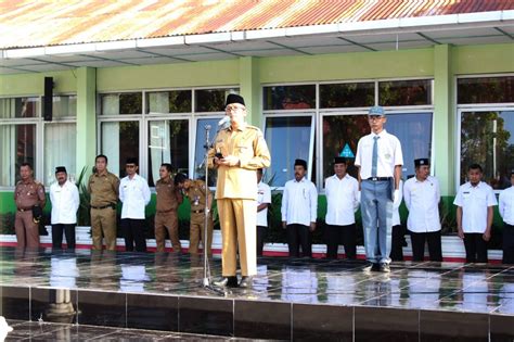 Wali Kota Padang Jadi Pembina Upacara Di Man Padang Ini Pesannya