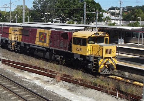 Aurizon Rail 2300 Class Locomotive 2351 At Corinda Dave Brown Flickr