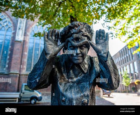 World Most Famous Statues