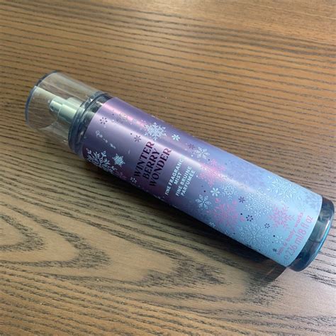 Bath And Body Works Winter Berry Wonder Fine Fragrance Mist 美容＆化妝品 健康及