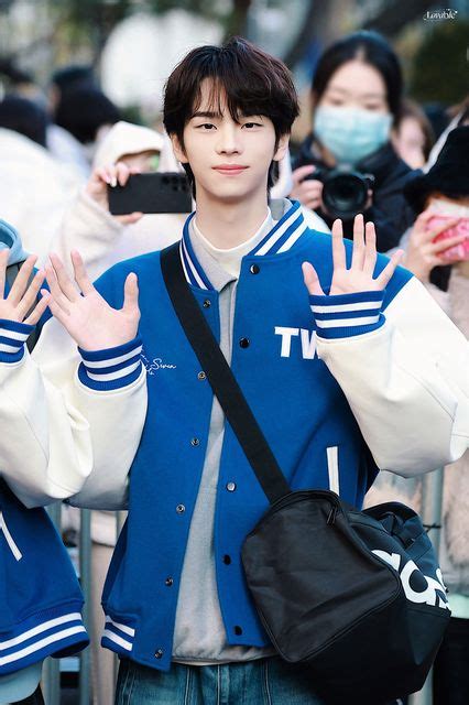 latest male  pop idol whos joining  ranks  top visuals