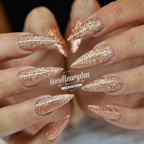 Themeanestwitch Gold Stiletto Nails Stiletto Nails Designs Gold Nails