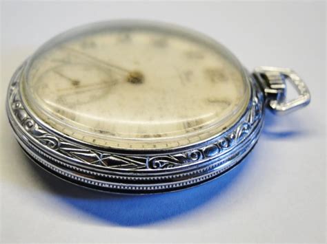 Elco 17 Jewel Swiss Pocket Watch 17 Jewel Property Room