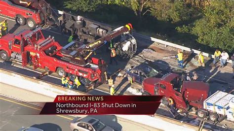 Images Multi Vehicle Crash Closes Northbound I 83