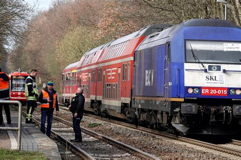 T Dlicher Unfall Zugstrecke Zwischen Chemnitz Und Leipzig Gesperrt