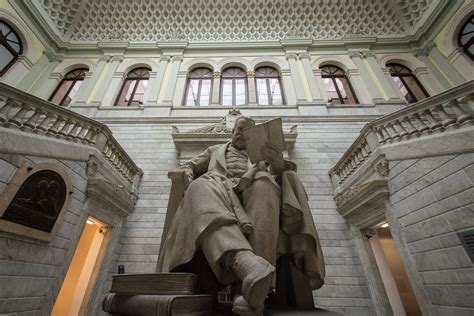 Un Paseo Por La Biblioteca Nacional De España Libertad Digital Cultura