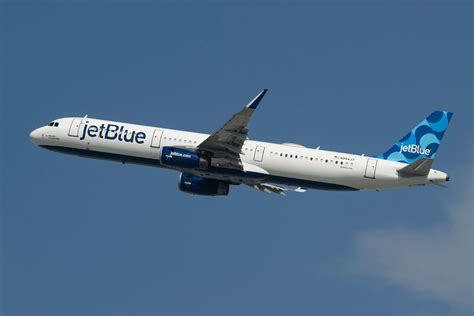 Jetblue Launches New Inflight Entertainment Partnership With Peacock