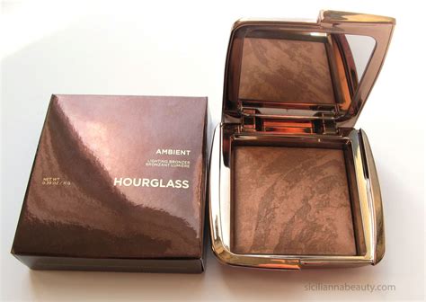 Review Hourglass Radiant Bronze Light Ambient Lighting Bronzer