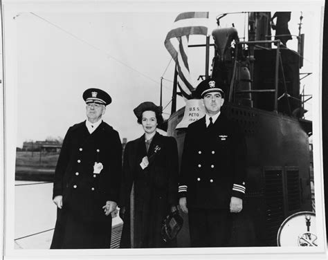 Nh 71253 Uss Peto Ss 265 Commissioning