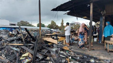 Tangis Pilu Pedagang Kue Pasar Loktuan Bontang 20 Tahun Lapak