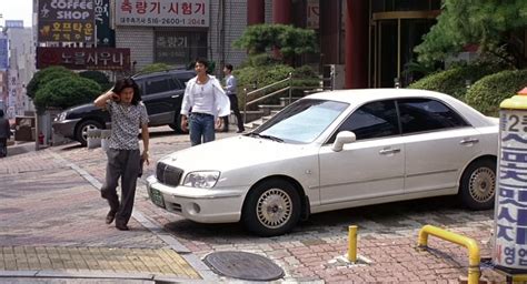 IMCDb Org 1998 Hyundai Grandeur XG XG In Miseuteo Sokeurateseu 2005