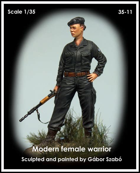 35-11 Modern female warrior – Black Army Modells