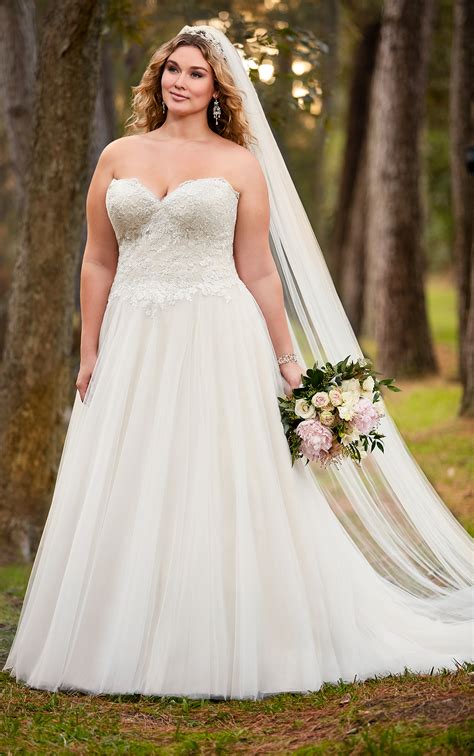 40 Stylish Wedding Dresses For Plus Size Women 2022 Plus Size Women