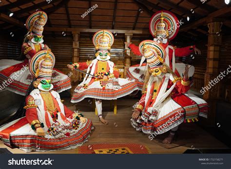 2,944 Kathakali dance Images, Stock Photos & Vectors | Shutterstock