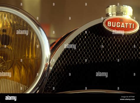 Bugatti Badge Fotos Und Bildmaterial In Hoher Aufl Sung Seite Alamy