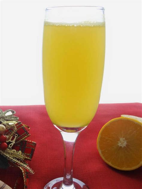 Mimosa Cocktail | Mimosa Recipe | Mimosa Drink - Felicity Plus