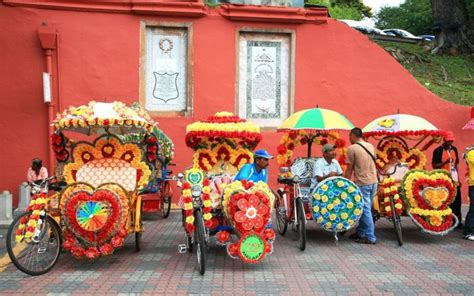 Au D Part De Kuala Lumpur Visite D Une Joun E De La Ville De Malacca