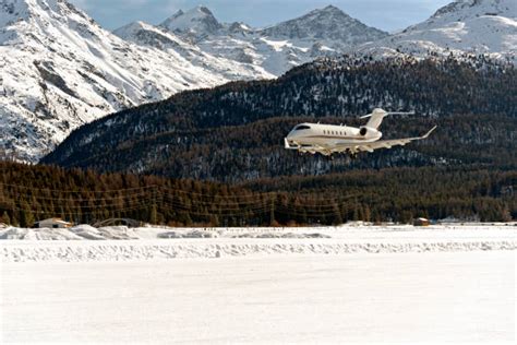 Private Jet Take Off Stock Photos Pictures And Royalty Free Images Istock