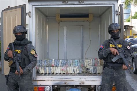 Decomisan Paquetes De Presunta Coca Na En El Aeropuerto De Punta