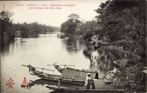 Ansichtskarte Postkarte Hue Vietnam Batellerie Indigene Sur L Arroyo