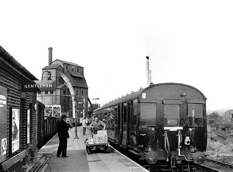 Disused Stations: Dunstable North Station