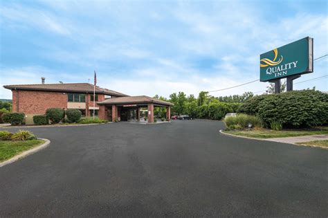 Suburban Hotels in Cortland, NY by Choice Hotels