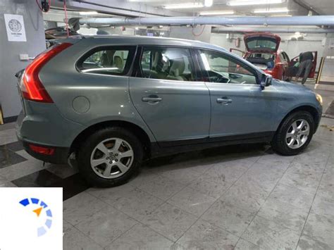 مواصفات وسعر سيارة فولفو XC 60 موديل 2011 كونتكت كارز