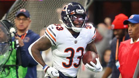 Jaylon Johnson Wants Equal Penalty Calls For Fields Bears NBC