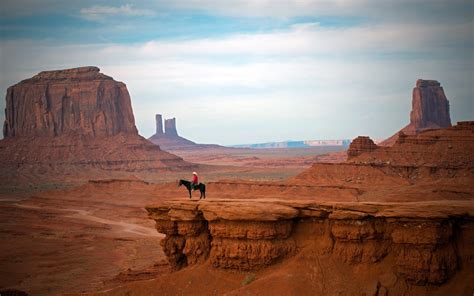 Monument Valley Valle De Los Monumentos En Utah Arizona Fotos E