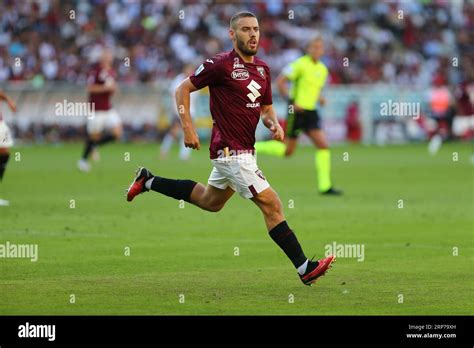 Nikola Vlasic Goal Hi Res Stock Photography And Images Alamy