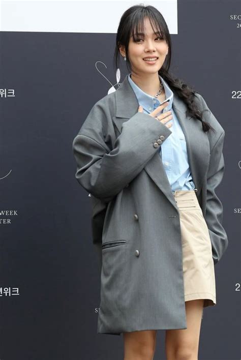 BIBI Arrives at 2022 Fall/Winter Seoul Fashion Week 03/18/2022 – HawtCelebs