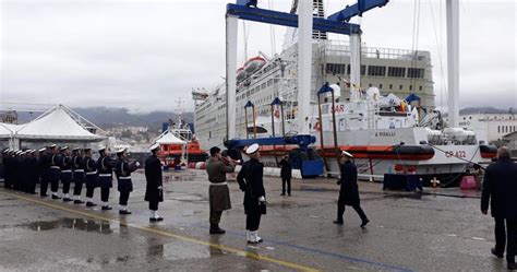 Messina La Nuova Nave Della Guardia Costiera Dedicata All Eroe Aurelio