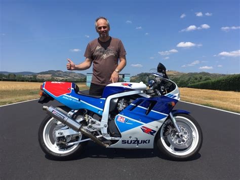 Lamotoclassic La Moto De La Semaine Suzuki 750 GSX RR