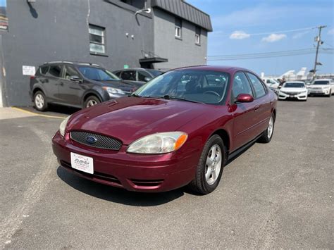 2004 Ford Taurus For Sale ®