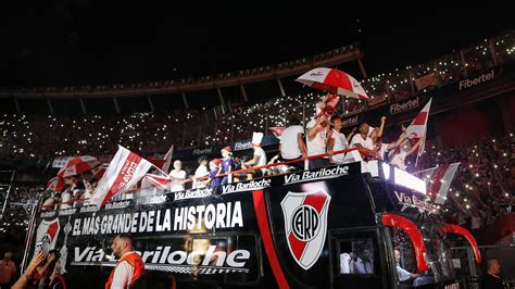 33 Fotos Del Histórico Festejo De River En El Monumental Por La