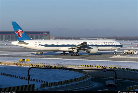 B China Southern Airlines Boeing Ber Photo By Id