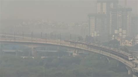 Delhi Ncr Air Quality Deteriorates Stubble Burning Blamed As Smog