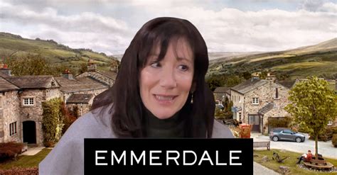 Emmerdale Fans Work Out Major Twist In Faye Story As They Re Convinced She S Working With