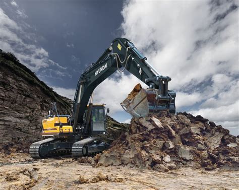 Raupenbagger HYUNDAI HX380AL BSS Heavy Machinery GmbH