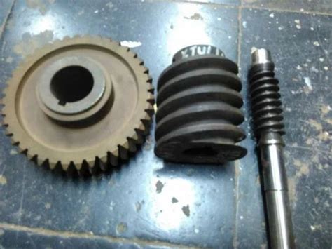 Worm Gears And Shafts At Best Price In Bhiwandi By Hindustan Mill