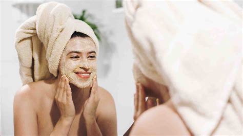 5 Diy Face Masks To Prevent Summer Acne Breakouts Healthshots