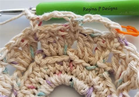 Elevated Granny Bag Dispenser Crochet Pattern
