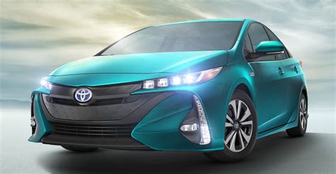 2017 Toyota Prius Prime Plug In Hybrid 1 4 L 100 Km 2017 Toyota