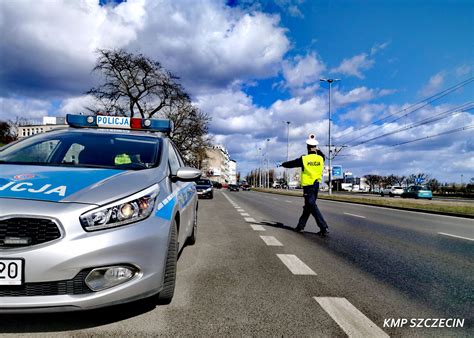 Wyprzedzał przed przejściem dla pieszych został zatrzymany przez